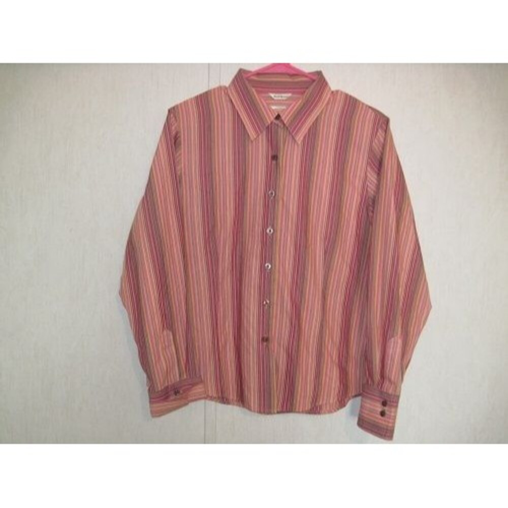 Talbots Womens Top Size 14 Petites Wrinkle Resistant Button Down 100% Cotton